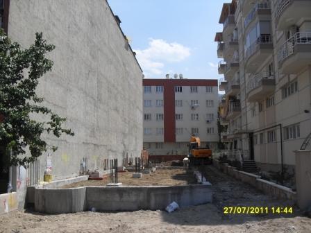 ZEMN KAT YOLA VE  YAN  BAHE  CEPHEL